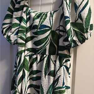 Time and Tru Green Leaf Print Dress
